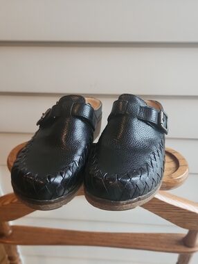 Brisio Black Slip-On Clog Womens Sz 9